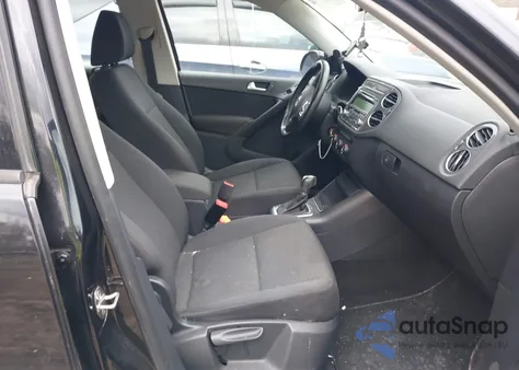 2013 Volkswagen Tiguan S z USA, uszkodzony, nr VIN WVGAV3AX0DW615178